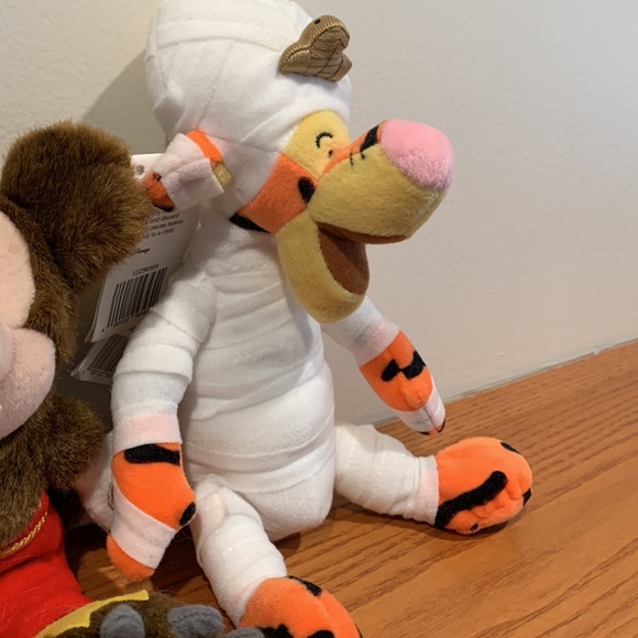 Walt Disney World Halloween Edition Mickey and Tigger beanies - Picture 3 of 12